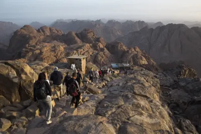 Gunung Tempat Nabi Musa Terima Wahyu Bakal Disulap Jadi Resor Mewah, Dunia Soroti Mesir
