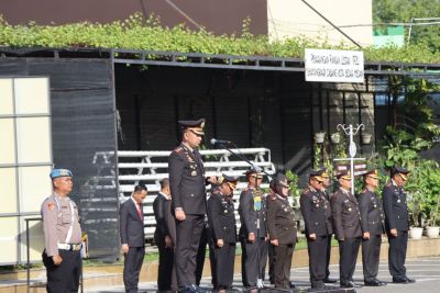 Pimpin Upacara Hari Sumpah Pemuda, Kapolrestabes Ajak Personel Wujudkan Semangat Indonesia Emas 2045
