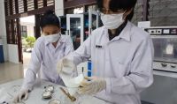 Tim PKM-RE Kimia UNIMED Sulap Limbah Sawit dan Botol Plastik Jadi Adsorben