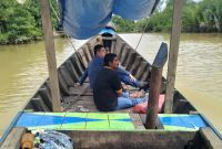 Beredar Foto Staf Kecamatan Diduga Bersama Mafia, Camat Besitang Bantah Ada Alih Fungsi Hutan Mangrove