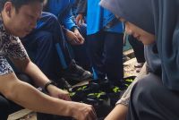 Tumbuhkan Karakter Peduli Lingkungan Kepada Siswa, SMP N 6 Pemalang Tanam Cabai dan Budidaya Ikan Lele