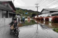 Drainase Buruk, Puluhan Rumah di Sarudik Tapteng Terendam Banjir Setinggi 60 cm