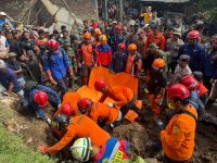 Empat Orang Meninggal Dunia dalam Bencana Longsor di Trenggalek