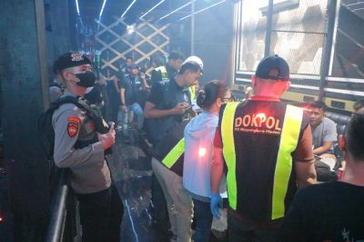 Positif Narkoba, Polda Sumut Amankan 16 Pengunjung Platinum Bar dan Lion Bar & KTV