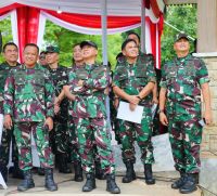 Panglima TNI Agus Subiyanto Tinjau Gladi Model Latihan TNI 2025