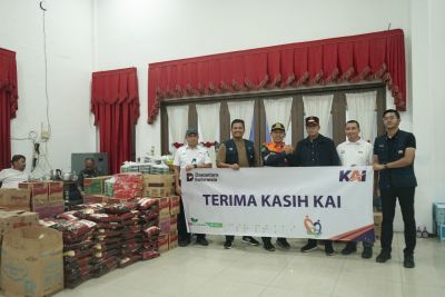 KAI Salurkan Bantuan CSR Total Rp100 Juta untuk Korban Banjir di Sumut dan Aceh
