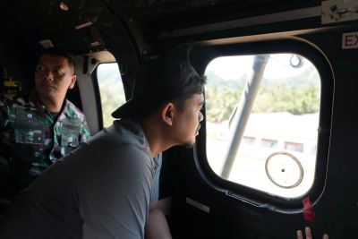 Gubernur Bobby Nasution Fokuskan Kirim Bantuan Logistik Jalur Udara ke Wilayah Terisolir Tapteng
