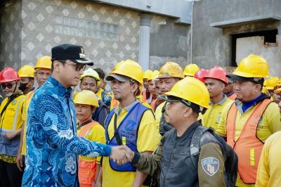 Rico Waas Desak Kecamatan Medan Barat Bersih dari Sampah: Harus Selesai Malam Ini Juga
