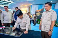 Prabowo Tulis Pesan di Prasasti Kejaksaan: Jadilah Jaksa yang Berani dan Jujur Membela Keadilan