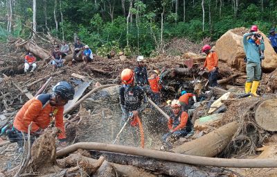 Banjir dan Longsor Terjang Pemukiman, Ruang Hidup Warga Desa Pegunungan di Tapteng Lenyap