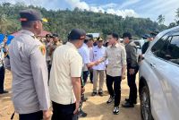 Wagub Sumut Dampingi Wapres RI Gibran Tinjau Dua Desa Terdampak Banjir dan Longsor Tapsel