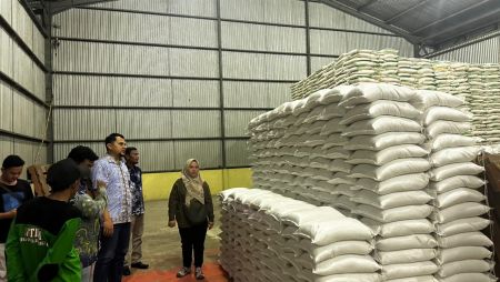 Bulog Salurkan 797 Ton Beras untuk Korban Bencana di Tapsel, Madina, dan Padangsidimpuan