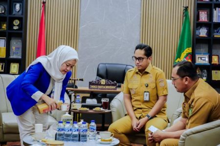 Redefinisi Standar UMKM: Rico Waas Tantang IWAPI Medan Terapkan Kurasi Ketat