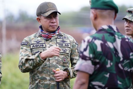 Panglima TNI Tinjau Yonif TP 890/Gardha Sakti di Garut