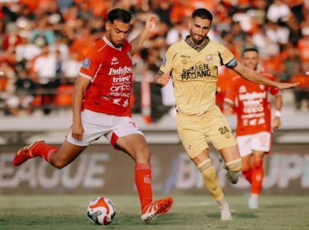 Drama Enam Gol di Gianyar, Bali United dan Semen Padang Berbagi Poin