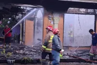 Cemburu Buta, Pria di Tulungagung Nekat Bakar Rumah Kekasih: Pelaku Berhasil Ditangkap