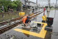 Imbas Banjir Jakarta–Pekalongan, KAI Batalkan 82 Perjalanan dan 8.615 Tiket