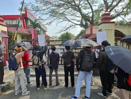 Aksi Solidaritas Tolak Eksekusi Lahan Padang Halaban, Aktivis: Penggusuran Bagian Kejahatan Kemanusiaan