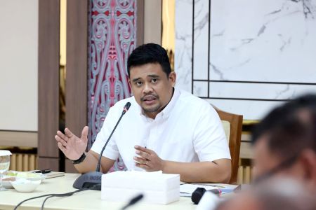 Demi Kenyamanan Ibadah Ramadan, Bobby Nasution Deadline Kepala Daerah Selesaikan Data Korban Bencana
