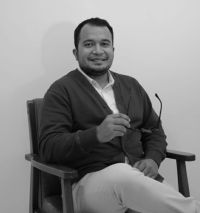 Demokrasi, Kuasa Rakyat & Tantangan Deidiologisasi Partai