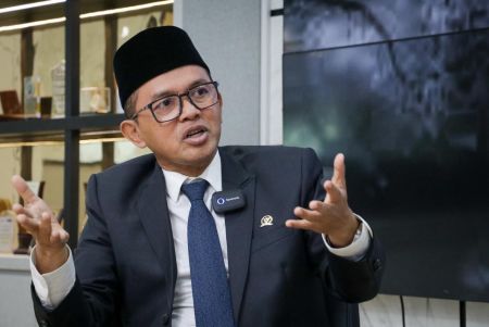 Haji Jalur Ilegal Diingatkan Bisa Berujung Maut, DPR: Jangan Judi Nyawa Demi Berangkat Cepat