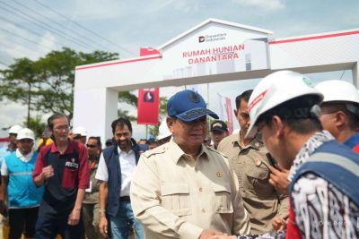 Ditinjau Presiden Prabowo, Hutama Karya Tegaskan Komitmen Pembangunan Huntara di Aceh Tamiang