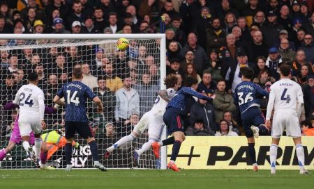 Jaga Asa di Puncak, Arsenal Pesta 4 Gol ke Gawang Leeds