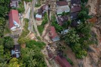 Dua Bulan Akses Terputus, 4 Desa di Tukka Tapanuli Tengah Masih Terisolasi dan Gelap Gulita