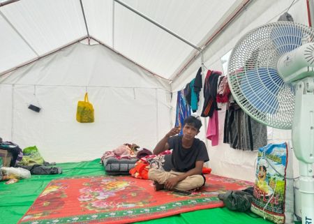 Ramadan Pilu di Tapsel, Korban Banjir Masih Tinggal di Tenda Darurat