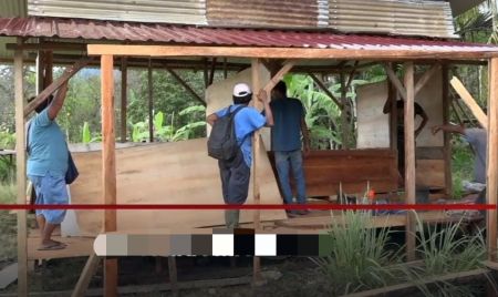 Dekat dengan Sekolah Anak, Warga Hutanabolon Tapteng Gunakan Dana DTH untuk Bangun Huntara Mandiri