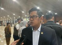 DPR Desak Pemerintah Tegas, THR Driver Ojol dan Kurir Jangan Cuma Formalitas