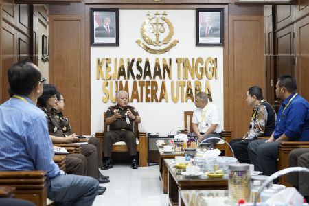 Targetkan Peningkatan Tata Kelola, Direksi Bank Sumut Silaturahmi dengan Kajati
