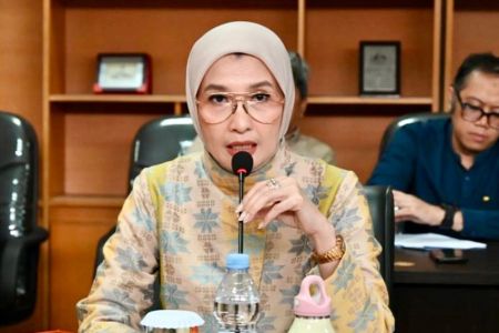 Ditunjuk Prabowo, Dirut Baru BPJS Kesehatan Hadapi Beban Defisit dan Krisis Layanan
