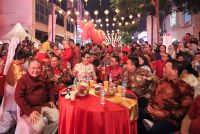 Usai Tarawih, Ribuan Warga Medan Larut Dalam Kemeriahan Imlek, Rico Waas : Kekuatan Medan Terletak pada Kemajemukan Warganya