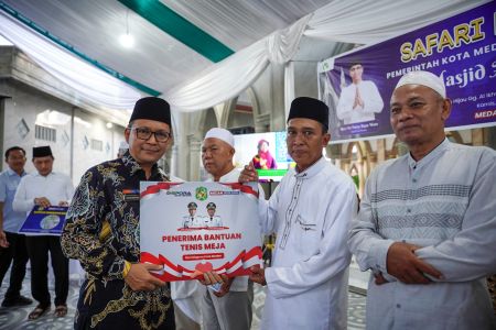Safari Ramadan di Marelan, Pemko Medan Berikan Bantuan Renovasi Masjid dan Bantuan Sosial
