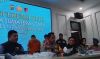 Warga Muara Ampolu Gerebek Rumah Terduga Bandar Narkoba, Oknum Polisi Ikut Diamankan