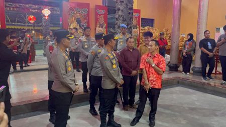 Tinjau Kelenteng Jelang Imlek 2026, Polda Sumsel Pastikan Pengamanan dan Perayaan Berjalan Kondusif