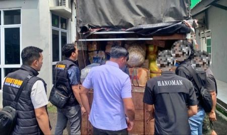 TNI AL Bongkar Penyelundupan Arak Bali Tanpa Cukai: Modusnya Pakai Peralatan Ibadah