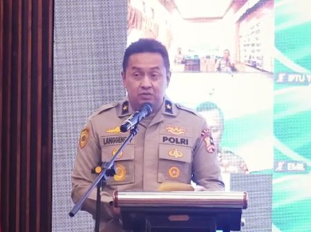 Polri Fasilitasi Permodalan KUR dan Penyerapan Bulog bagi Petani Jagung