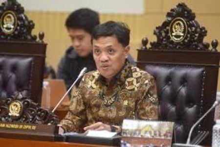 Vonis 5 Tahun Fandi Ramadhan, Komisi III: Hak Tersangka dan Proses Hukum Harus Dievaluasi