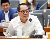DPR Minta Pemerintah Perketat Regulasi Vape demi Lindungi Generasi Muda
