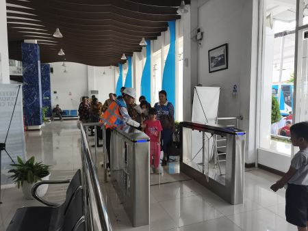 H-1 Lebaran 2026: Pelabuhan Bandar Deli Membeludak, Arus Balik Diprediksi Terjadi dalam Dua Gelombang