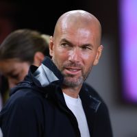 Suksesor Didier Deschamps Terungkap, Zinedine Zidane Dilaporkan Capai Kesepakatan Lisan Latih Timnas Prancis