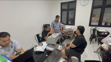 Pelaku Penusukan di Diskotik Darma Agung Palembang Menyerahkan Diri ke Polisi