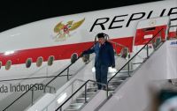 Bertemu Kaisar Naruhito dan Sanae Takaichi, Presiden Prabowo Tiba di Tokyo