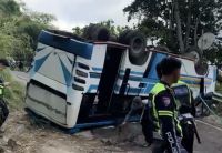 Tragedi Bus Terguling di OKU Selatan: 3 Penumpang Luka Berat, 25 Luka Ringan