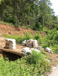 Usai Viral, Kades Jambur Baru Wajibkan Warga Sumbang 2 Goni Batu Perbaiki Aset Pemda yang Rusak