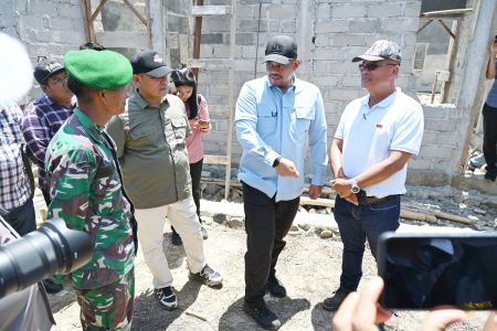 Tinjau Pembangunan Huntap dan Sapa Warga Huntara, Gubernur Bobby Nasution Dorong Komitmen Pemkab Terus Berkolaborasi Percepatan