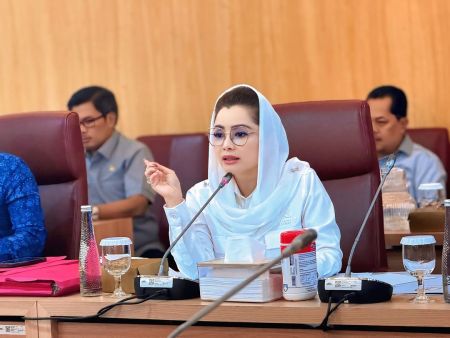 DPR Desak Pemerintah Percepat Digitalisasi Desa: Jangan Sekadar Jargon Kebijakan