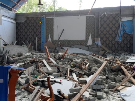 Gempa M 7,6 di Kota Bitung Picu Tsunami, Satu Warga Tewas Tertimpa Reruntuhan dan Infrastruktur Rusak